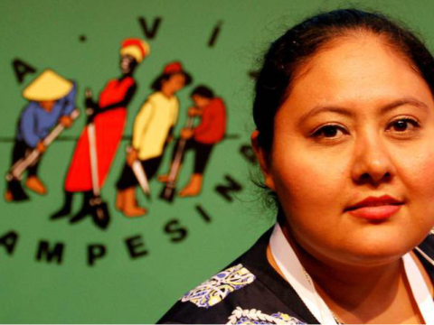 Head shot photo of Yasmin Lopez