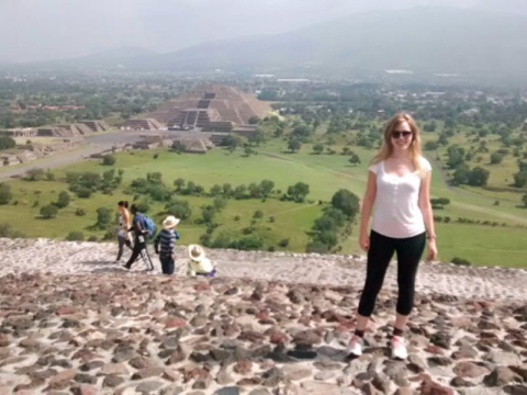 Cora at pyramid